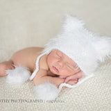 Dakota in Polar Bear White
